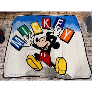 VINTAGE BIEDERLACK DISNEY MICKEY MOUSE BLANKET / THROW 59x50”